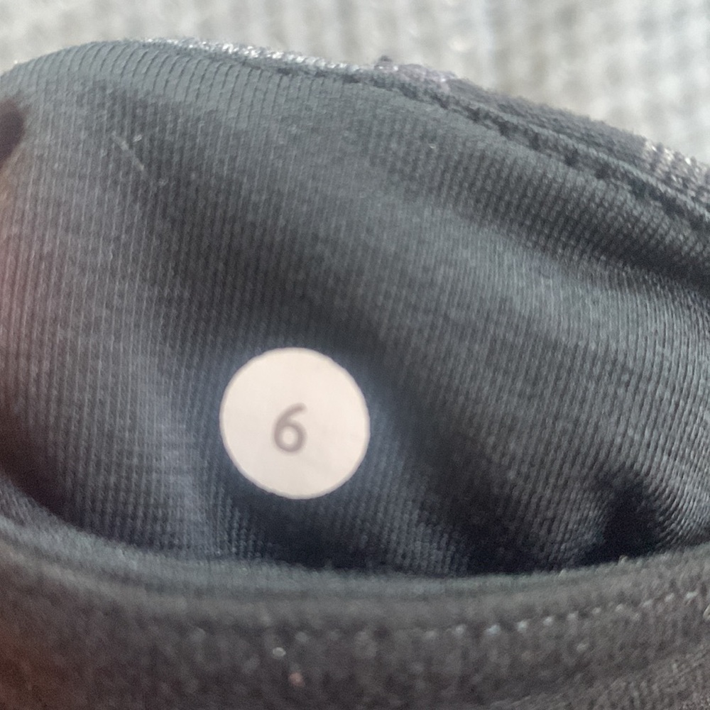 Lululemon Wunder Under reversible black crop leggings thicker lulu style - Picture 6 of 7